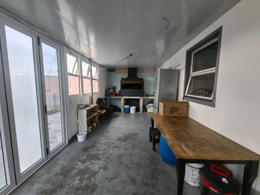 4 Bedroom Property for Sale in Colorado Park Western Cape